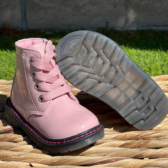 Girls Beautiful Ankle Boots For Winter With Lace up and Zipper Closure - Picture 5 of 6